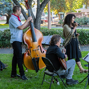 Bandjango Trio with Stella Heath