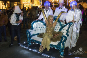Winterblast SOFA Santa Rosa
