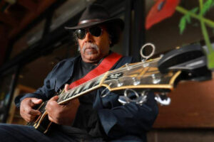 Levi Lloyd guitarist