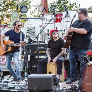 Dead Roses band