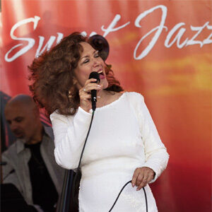 Jackie Ryan Trio