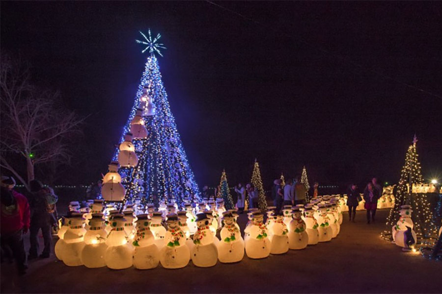 Cornerstone Snowmen and Tree Lighting