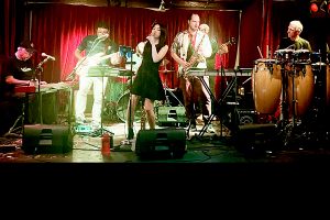 Sat: Cozycats Band