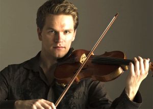 Mads Tolling violin